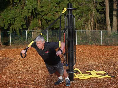 30-Multi-Use-Pole-with-Suspension-trainer